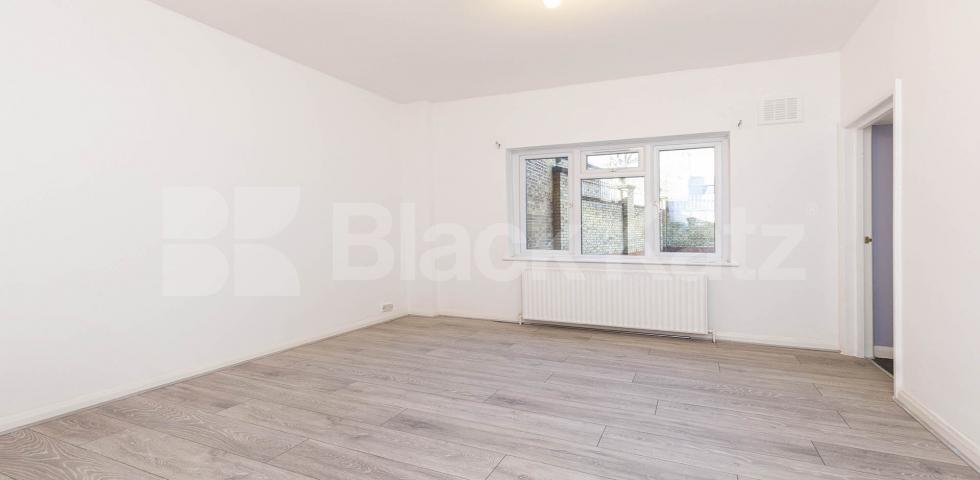 			Garden, 1 Bedroom, 1 bath, 1 reception Apartment			 Stamford Hill, Stoke Newington